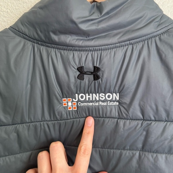 NWT Under Armour Storm Vest Men's Large Black Insulated Puffer Vest Logo Casual - Picture 9 of 10
